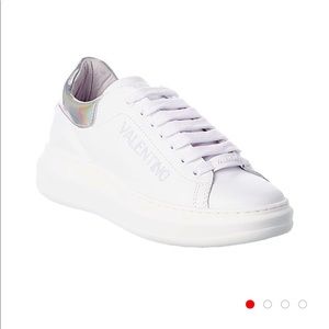 NWT Valentino by Mario Valentino Fresia Sneaker